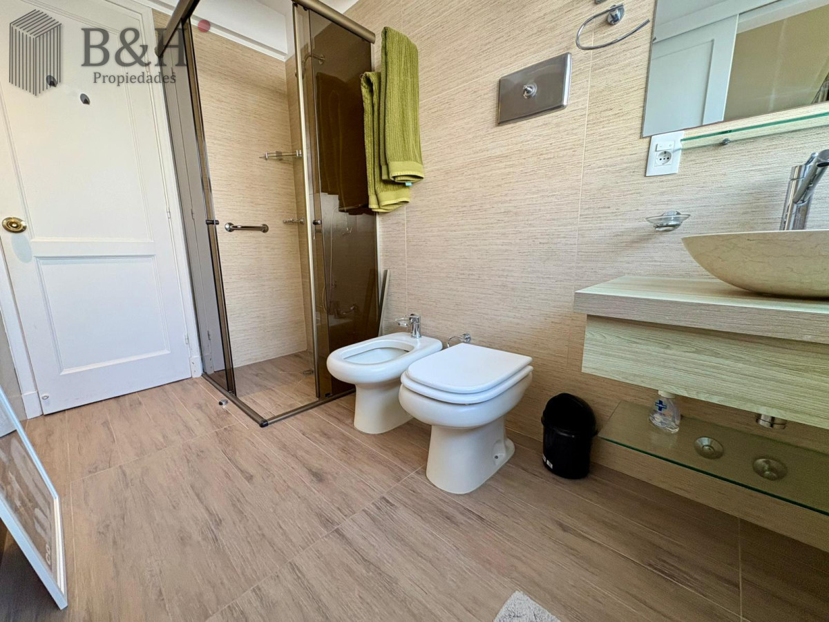 Apartamento ID.6643 - ALQUILER ANUAL 3 DORM - Departamento único a pasos del Puerto