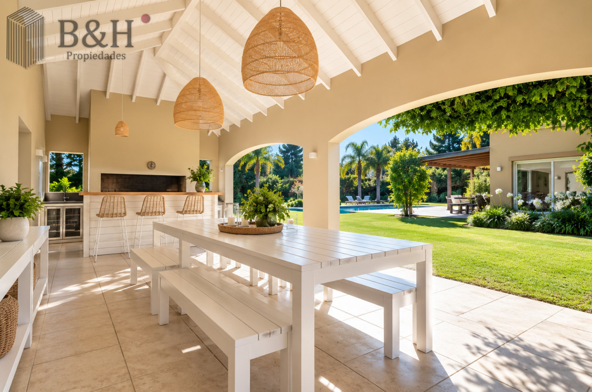 Casa ID.8136 - LA ARBOLADA | UNA PROPIEDAD ÚNICA POR ESCALA - 4.200 m² de terreno · 660 m² construidos · 6 dormitorios · 8 baños