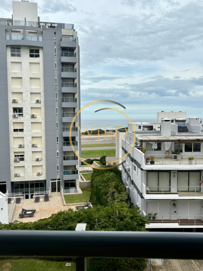 Apartamento ID.5594 - Alquiler Anual o Invernal - 2 dorm con vista - Siglo sol II