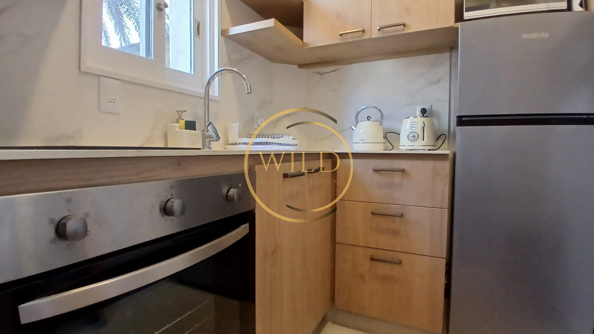 Apartamento ID.5595 - Apartamento en alquiler anual 1 dorm - Edificio Biarritz