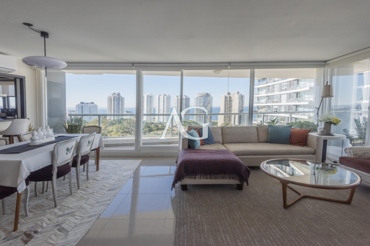 Apartamento ID.428 - Esquinero Piso Alto en Torre ONE