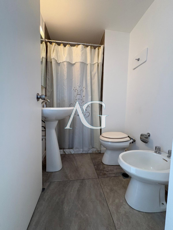 Apartamento ID.542 - Edificio Delfín Reciclado | Primera Línea - Playa Brava, Parada 4