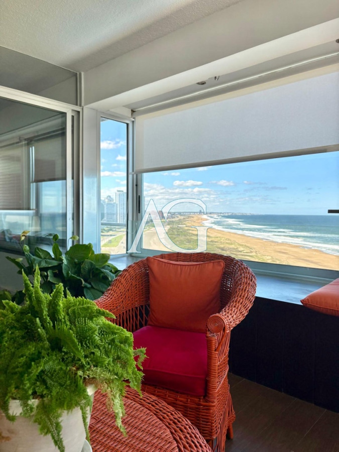 Apartamento ID.542 - Edificio Delfín Reciclado | Primera Línea - Playa Brava, Parada 4
