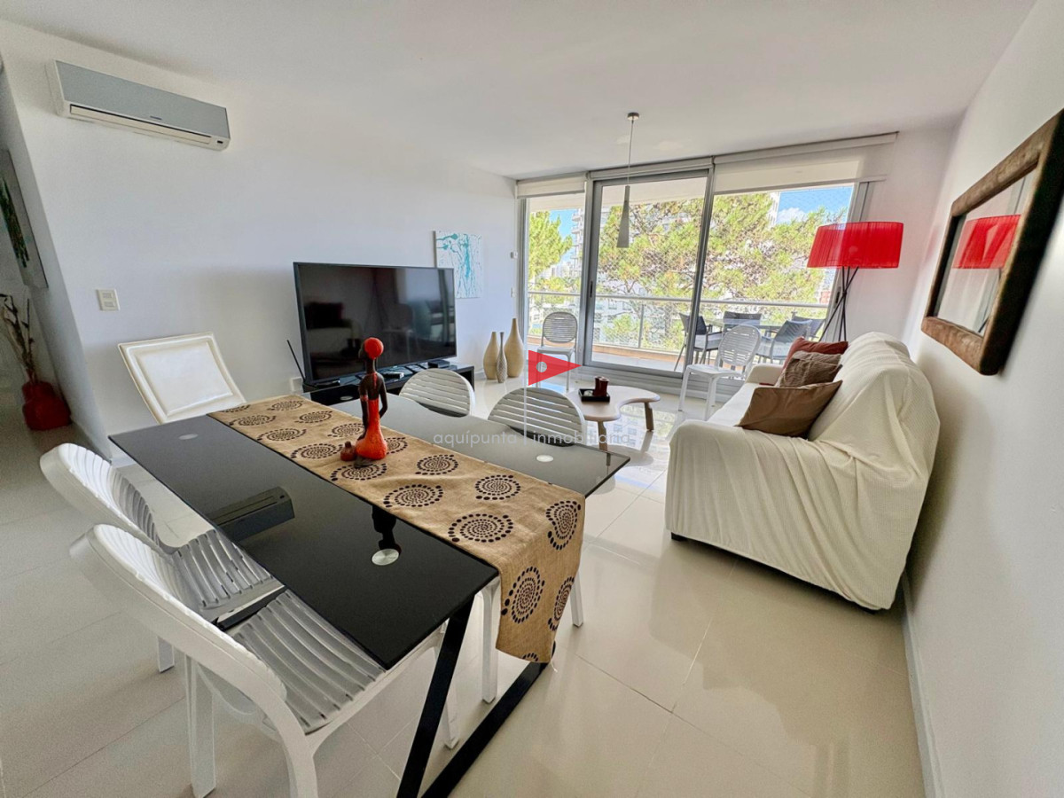 Apartamento ID.297 - Alquiler Anual - Edificio Be Punta - 2 dorm