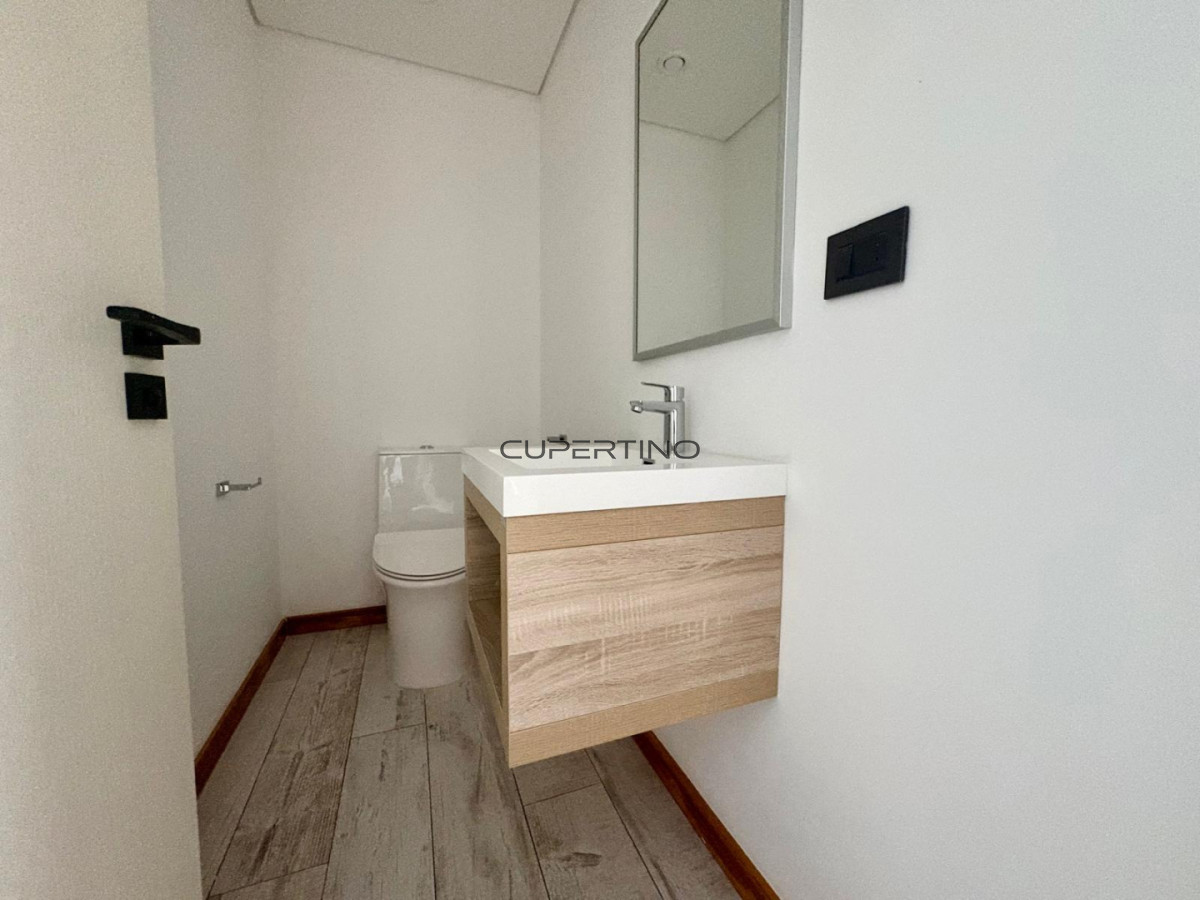 Apartamento ID.2689 - Oportunidad en Surfside - Piso alto | 1 Dormitorio + Toilette