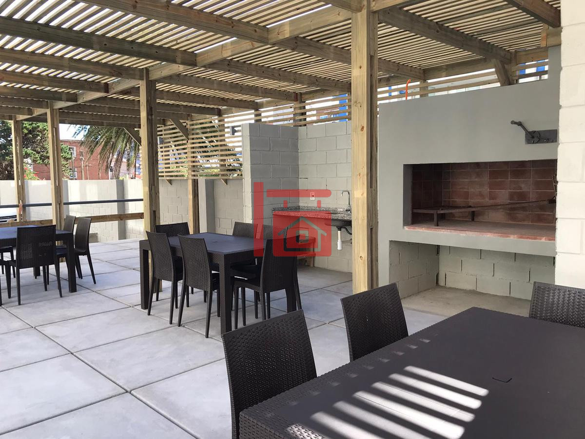 Apartamento ID.250 - Alquiler Anual o Invernal - 2 dorm con vista - Siglo sol II