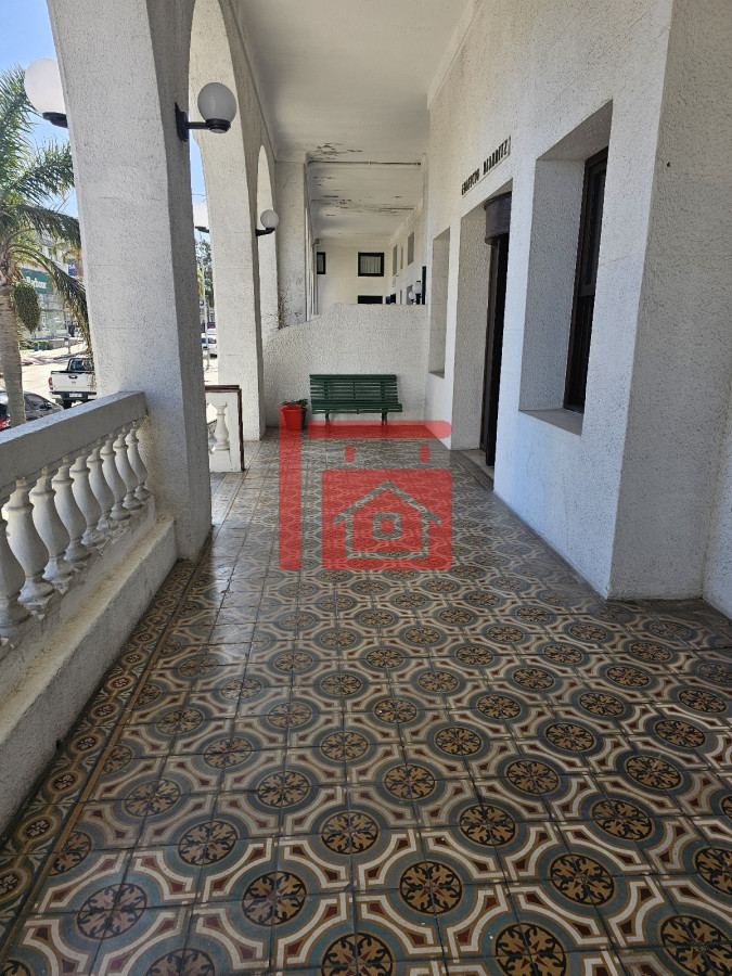 Apartamento ID.252 - Apartamento en alquiler anual 1 dorm - Edificio Biarritz