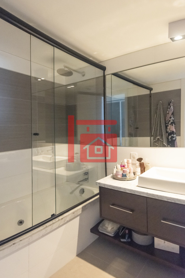 Apartamento ID.248 - Esquinero Piso Alto en Torre ONE