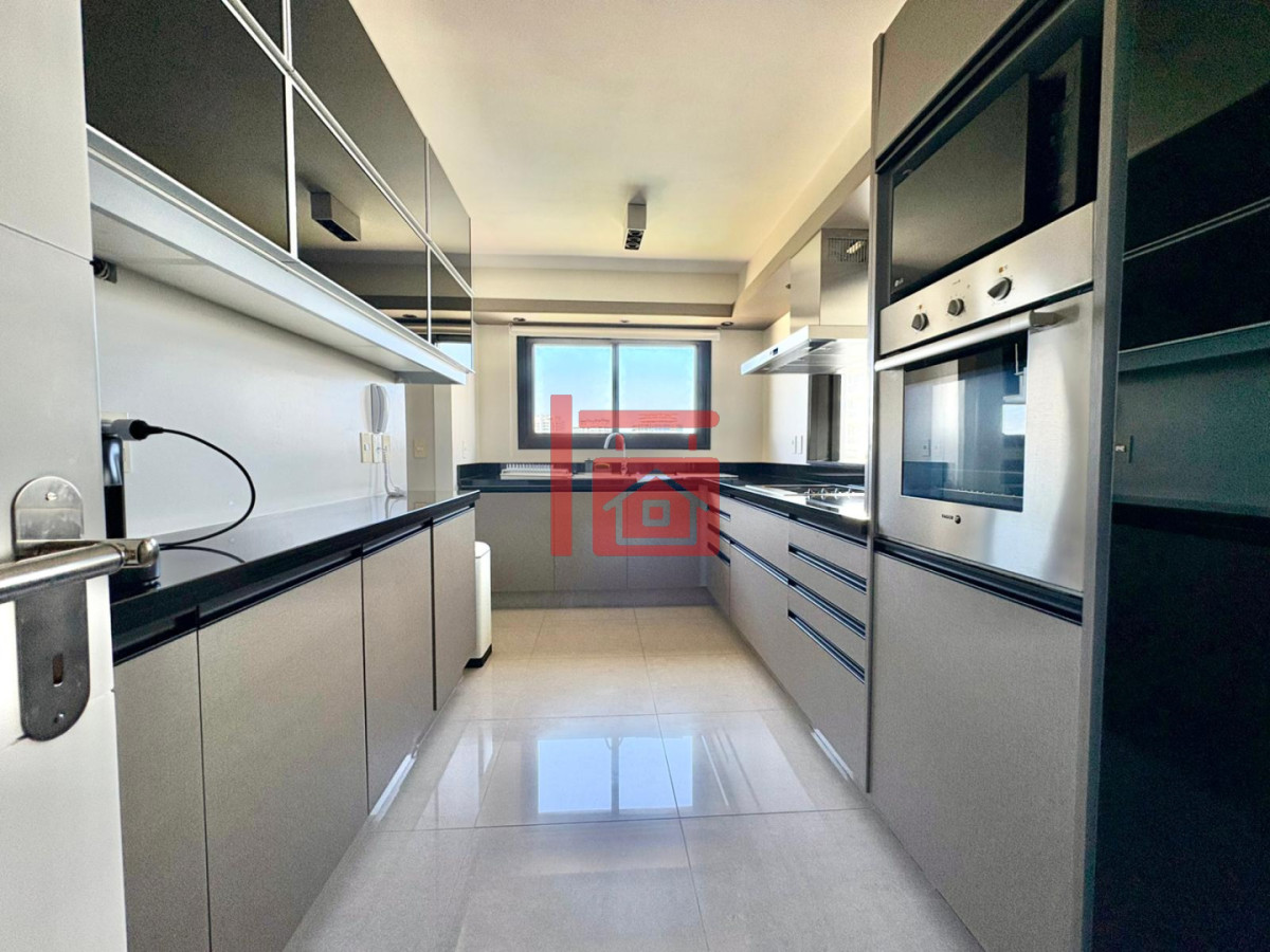 Apartamento ID.248 - Esquinero Piso Alto en Torre ONE
