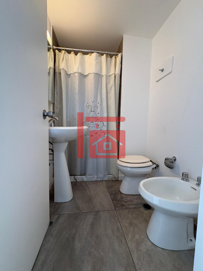 Apartamento ID.585 - Edificio Delfín Reciclado | Primera Línea - Playa Brava, Parada 4