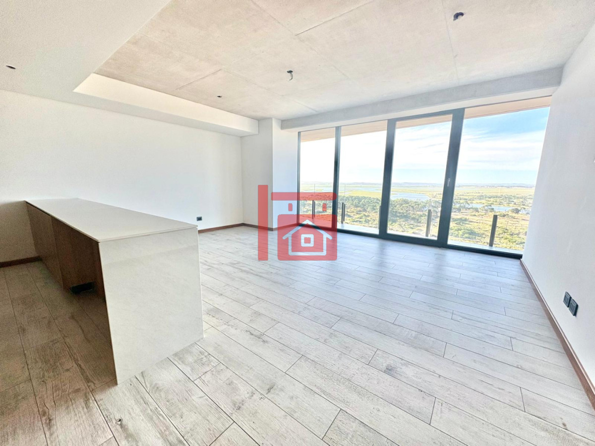 Apartamento ID.247 - Oportunidad en Surfside - Piso alto | 1 Dormitorio + Toilette