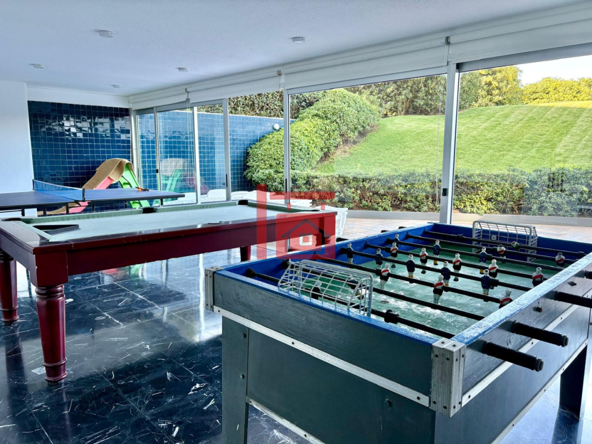 Apartamento ID.585 - Edificio Delfín Reciclado | Primera Línea - Playa Brava, Parada 4