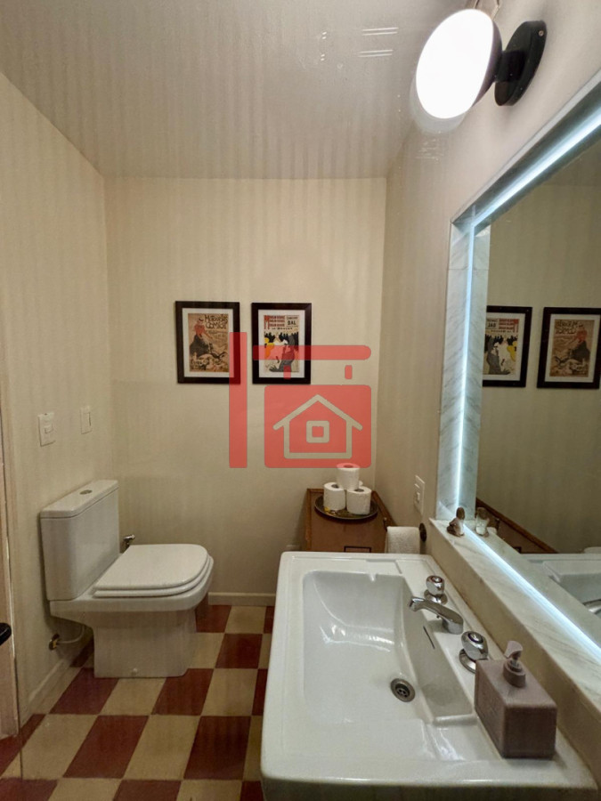 Apartamento ID.746 - Apartamento en Alquiler - 3 Dormitorios frente al mar en Punta del Este