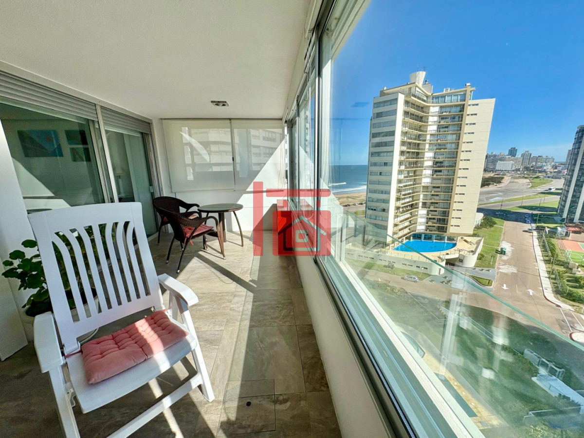 Apartamento ID.585 - Edificio Delfín Reciclado | Primera Línea - Playa Brava, Parada 4