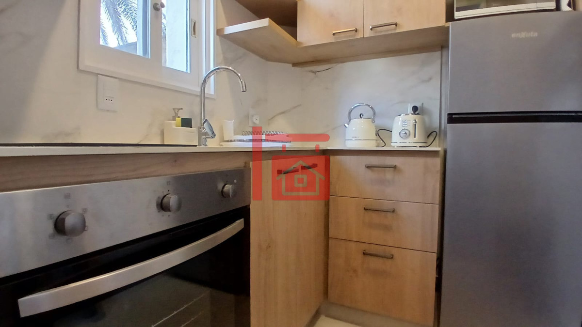 Apartamento ID.252 - Apartamento en alquiler anual 1 dorm - Edificio Biarritz