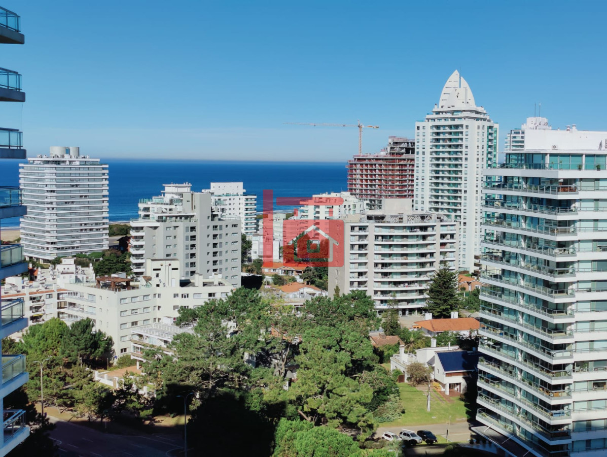 Apartamento ID.248 - Esquinero Piso Alto en Torre ONE