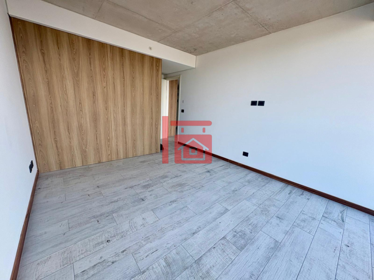 Apartamento ID.247 - Oportunidad en Surfside - Piso alto | 1 Dormitorio + Toilette