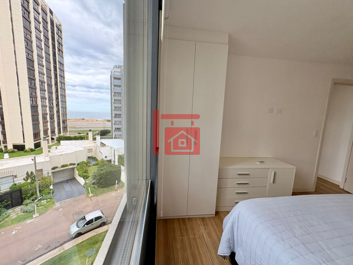 Apartamento ID.250 - Alquiler Anual o Invernal - 2 dorm con vista - Siglo sol II