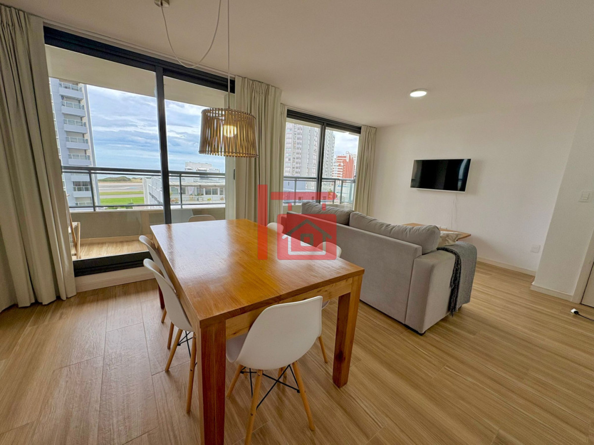 Apartamento ID.250 - Alquiler Anual o Invernal - 2 dorm con vista - Siglo sol II