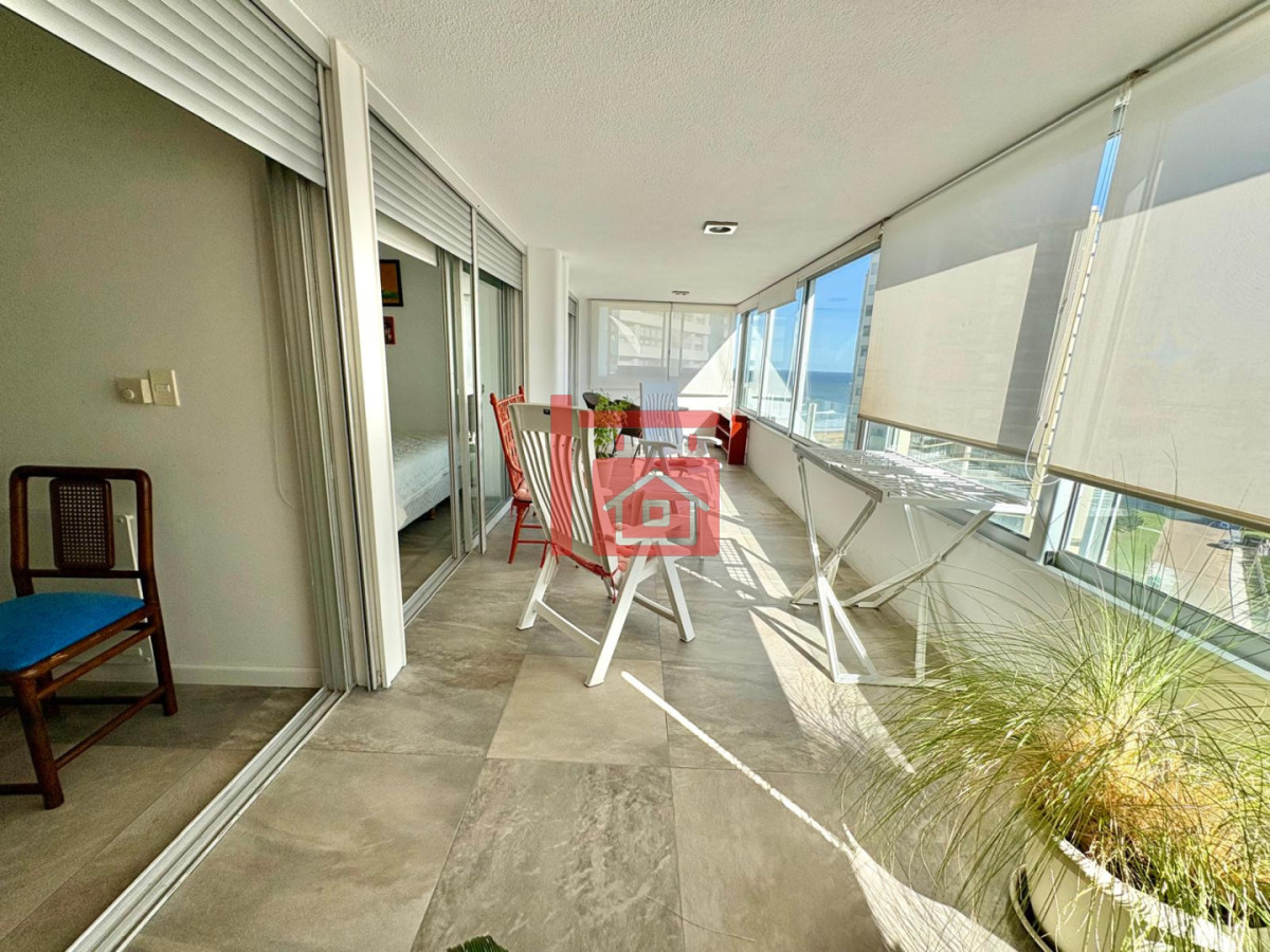 Apartamento ID.585 - Edificio Delfín Reciclado | Primera Línea - Playa Brava, Parada 4