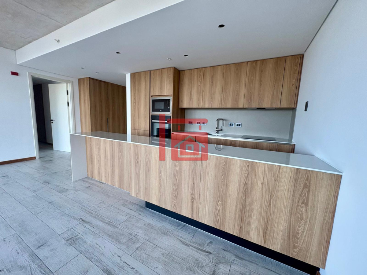 Apartamento ID.247 - Oportunidad en Surfside - Piso alto | 1 Dormitorio + Toilette