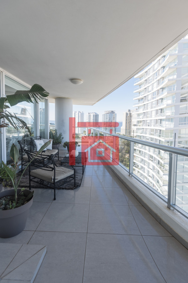 Apartamento ID.248 - Esquinero Piso Alto en Torre ONE