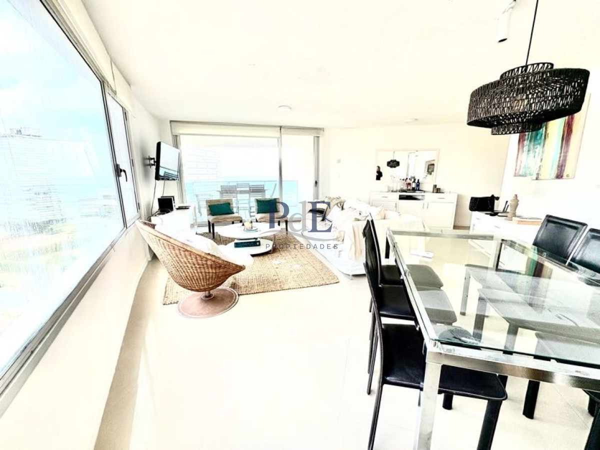 Penthouse en Torre Ô - Terraza exclusiva frente al mar | Playa Brava - Imagen 1