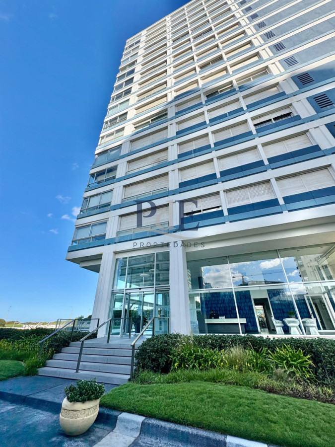 Edificio Delfín | Planta Reciclada en Primera Línea de Playa Brava. - Imagen 35