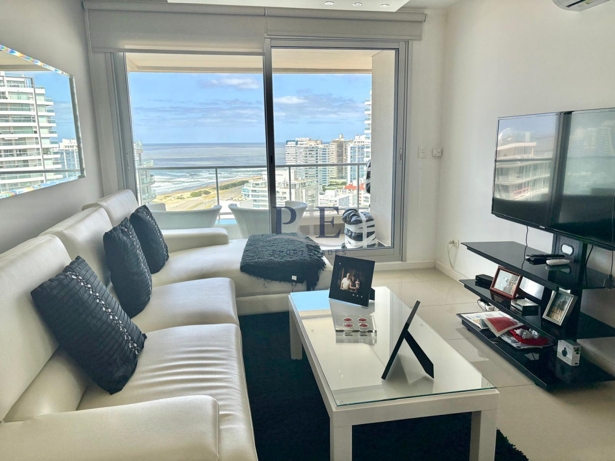 PISO ALTO — Apartamento 2 dormitorios en Wind Tower