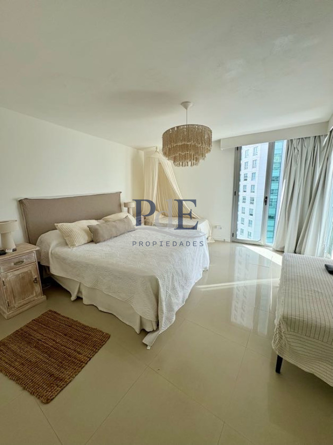 Penthouse en Torre Ô - Terraza exclusiva frente al mar | Playa Brava - Imagen 12