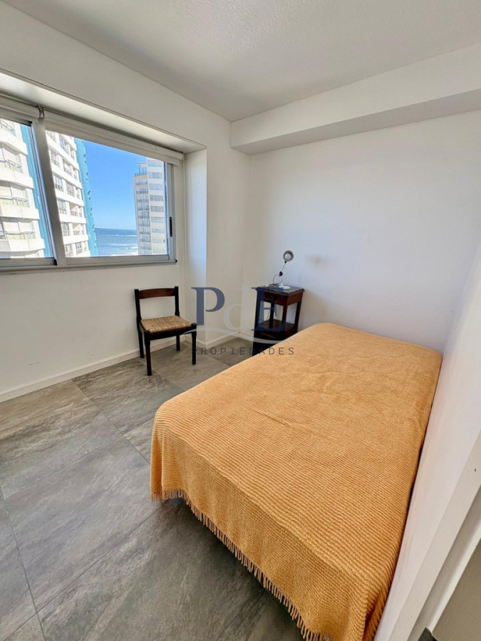 Edificio Delfín | Planta Reciclada en Primera Línea de Playa Brava. - Imagen 31