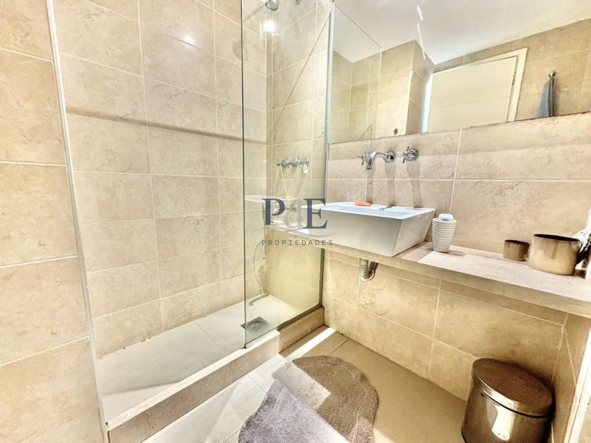 Penthouse en Torre Ô - Terraza exclusiva frente al mar | Playa Brava - Imagen 17