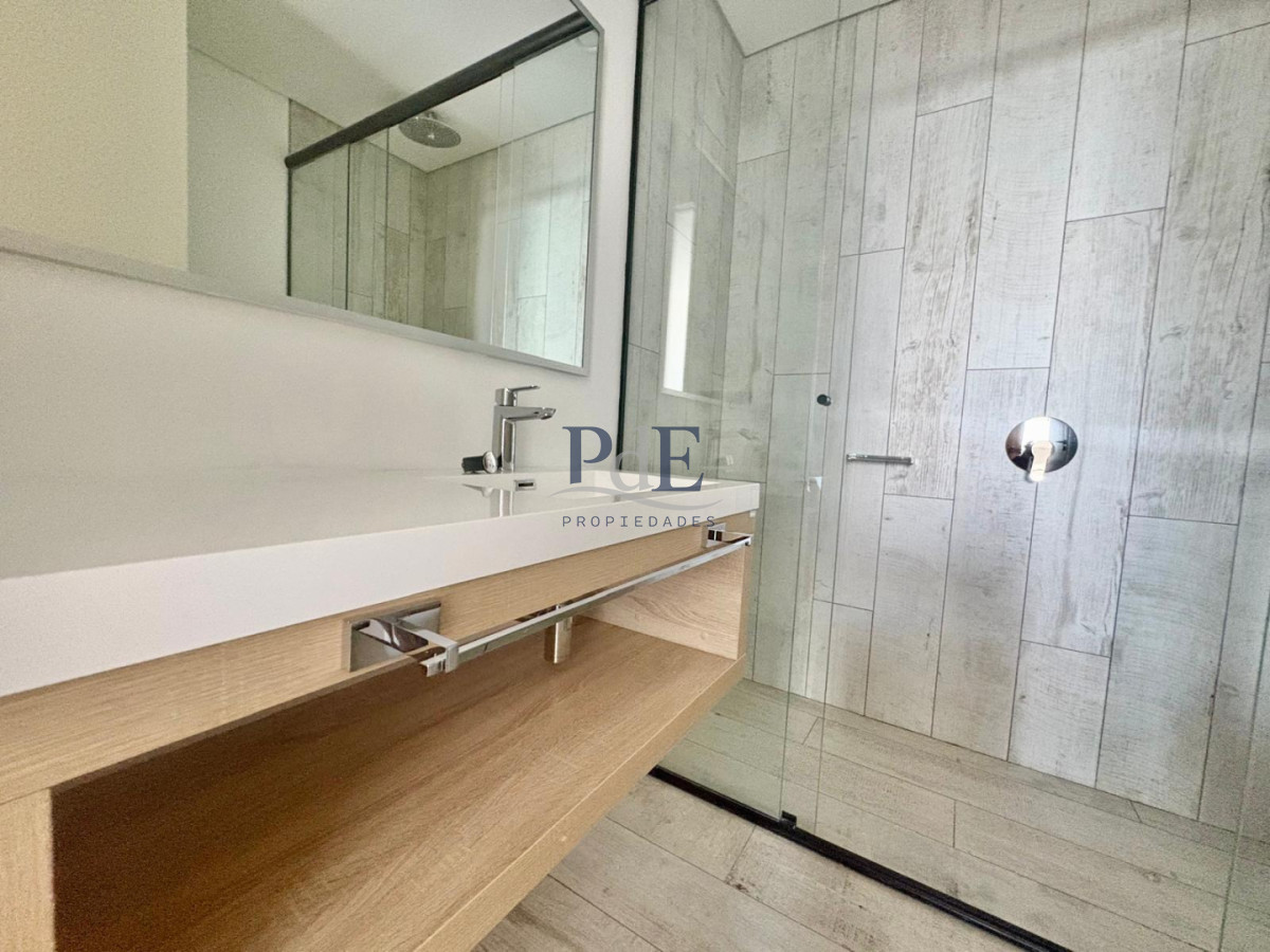 Apartamento en Surfside - Piso alto | 1 dormitorio a Estrenar. - Imagen 13