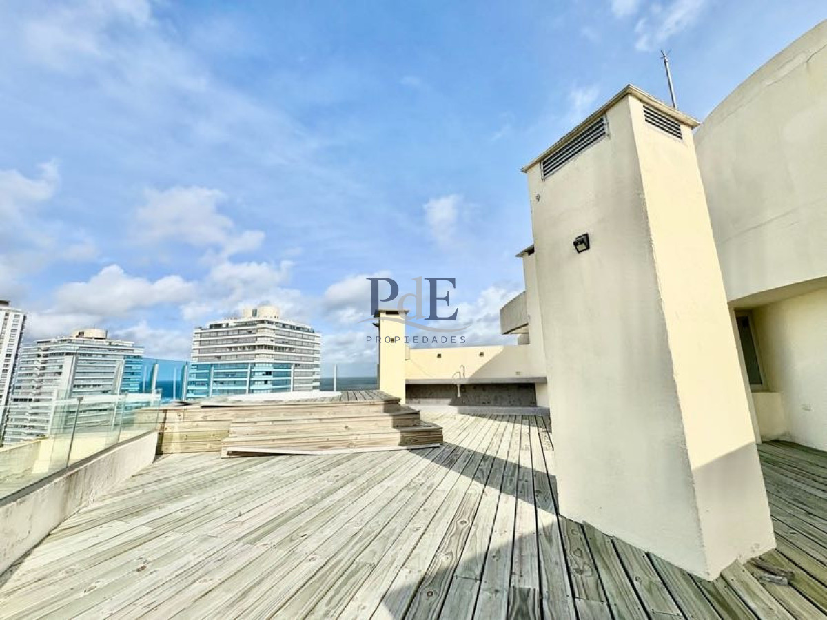 Penthouse en Torre Ô - Terraza exclusiva frente al mar | Playa Brava - Imagen 25