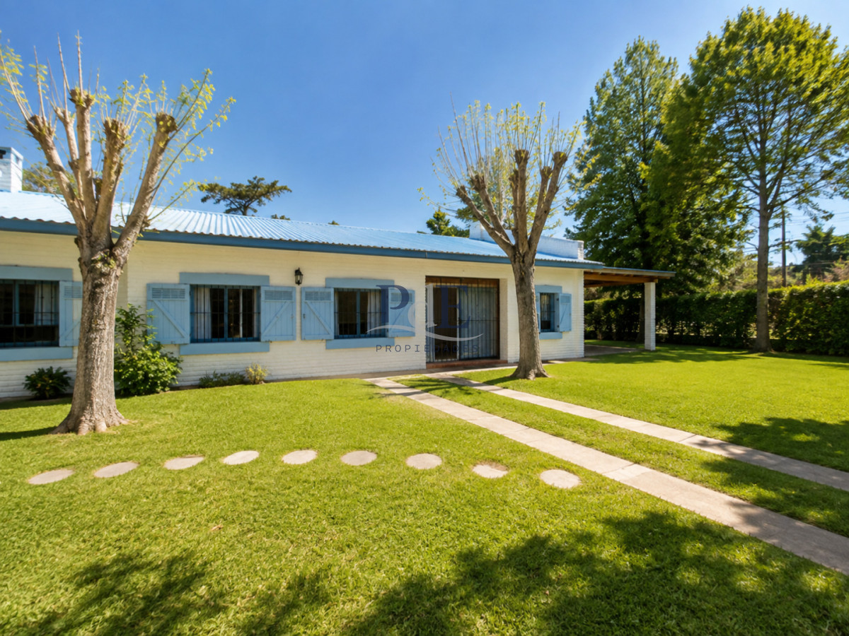 Casa en PH en venta 3 Dorm 3 Baños | Planta baja, entorno residencial de colegios. - Imagen 1