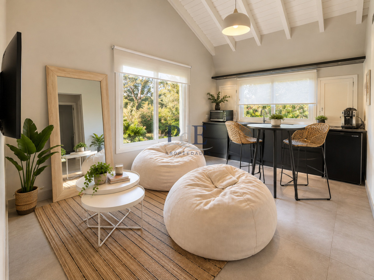 LA ARBOLADA | UNA PROPIEDAD ÚNICA POR ESCALA - 4.200 m² de terreno · 660 m² construidos · 6 dormitorios · 8 baños - Imagen 7
