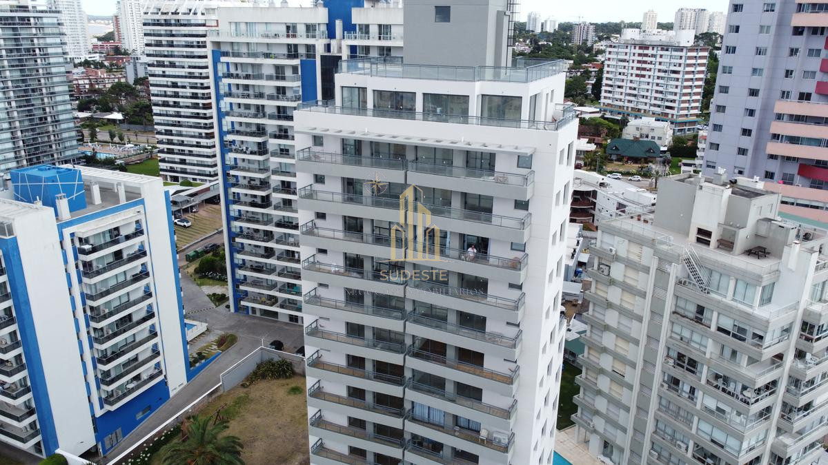 Apartamento ID.46 - Alquiler Anual - 2 dorm con vista - Siglo sol II