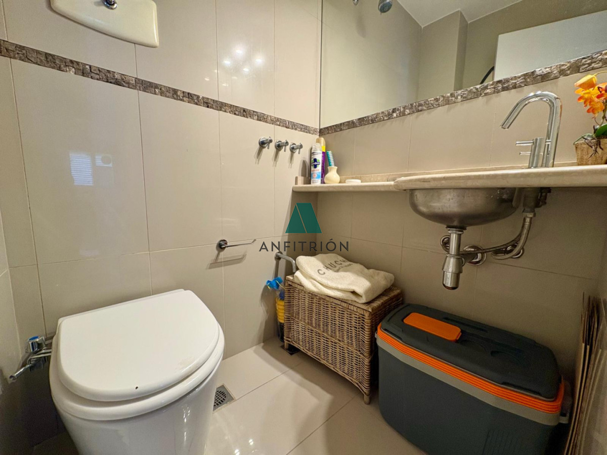 Apartamento ID.119 - Apartamento en primera línea de Playa Mansa - Edificio Ilha Bella