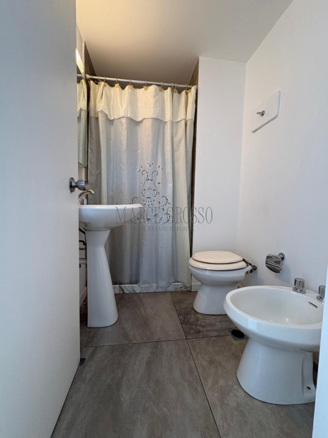 Apartamento ID.221 - Edificio Delfín Reciclado | Primera Línea - Playa Brava, Parada 4