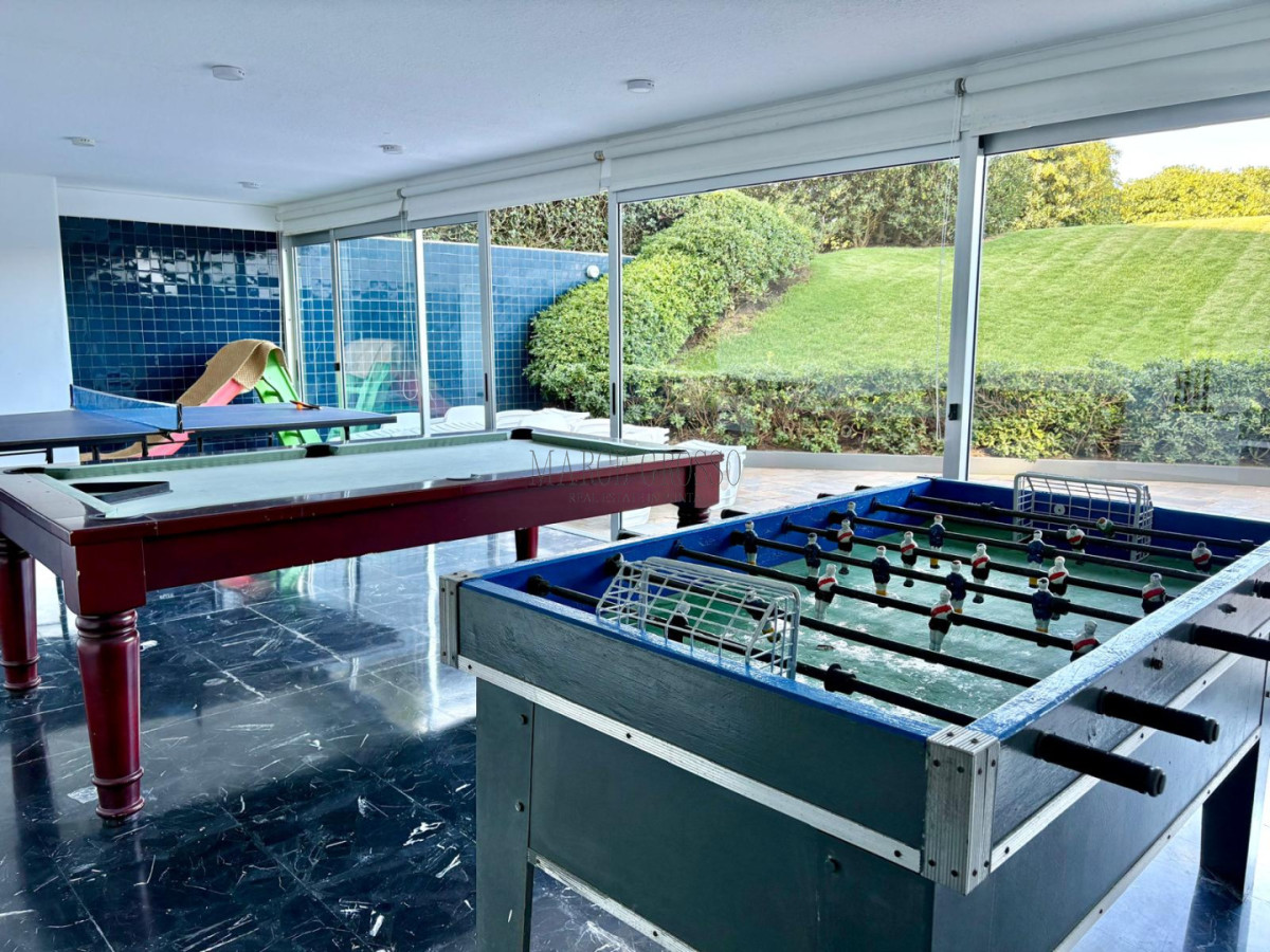 Apartamento ID.221 - Edificio Delfín Reciclado | Primera Línea - Playa Brava, Parada 4