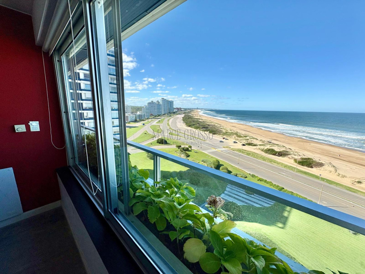 Apartamento ID.221 - Edificio Delfín Reciclado | Primera Línea - Playa Brava, Parada 4