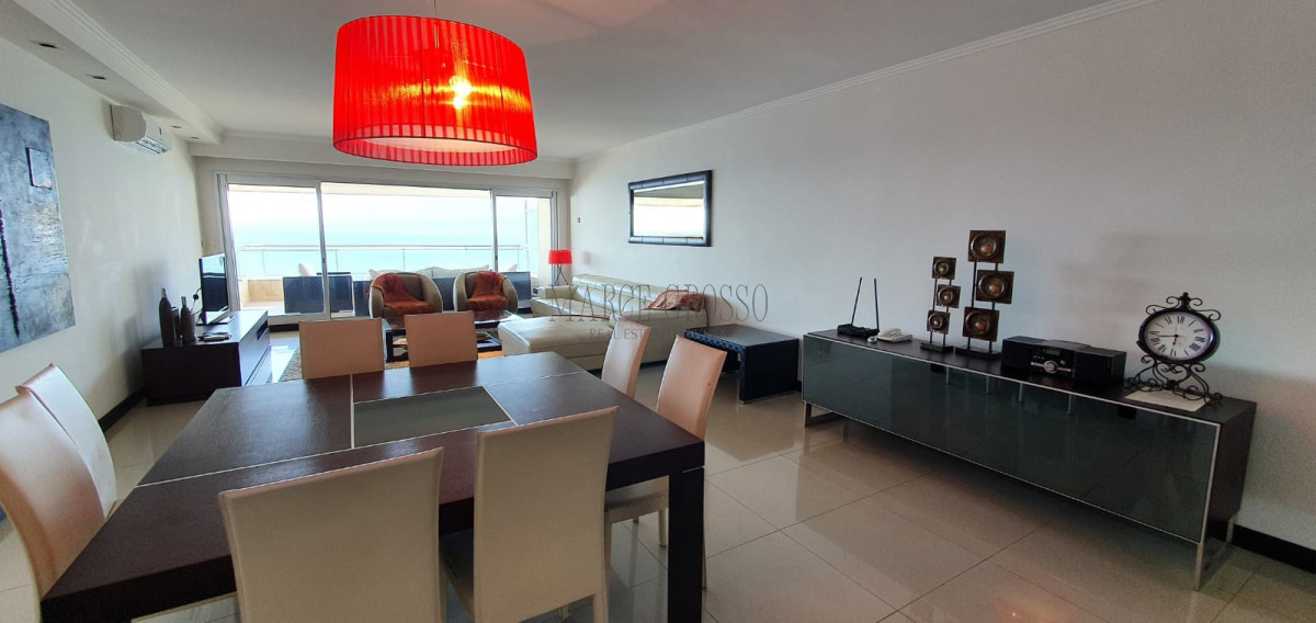 Apartamento ID.50 - Alquiler Temporal - Apto. 3 suites + dep en Torre Lobos 