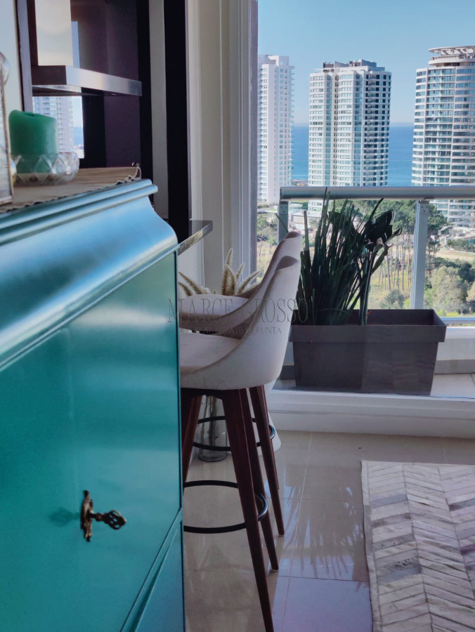 Apartamento ID.54 - Esquinero Piso Alto en Torre ONE