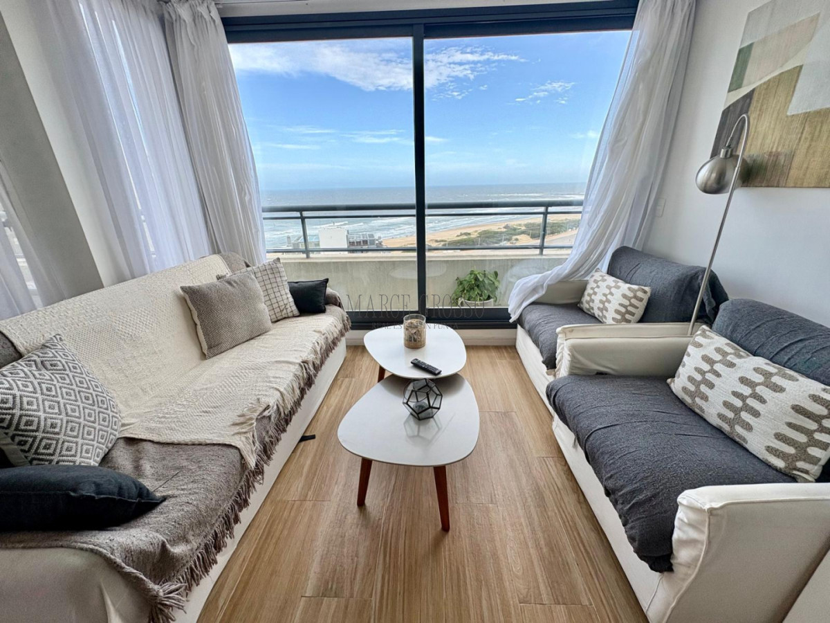Apartamento ID.147 - Penthouse con increíbles vistas al mar en Playa Brava