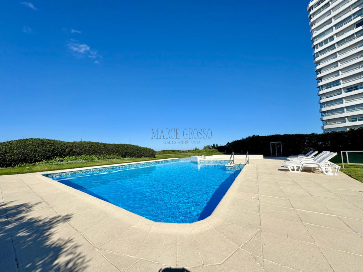 Apartamento ID.221 - Edificio Delfín Reciclado | Primera Línea - Playa Brava, Parada 4