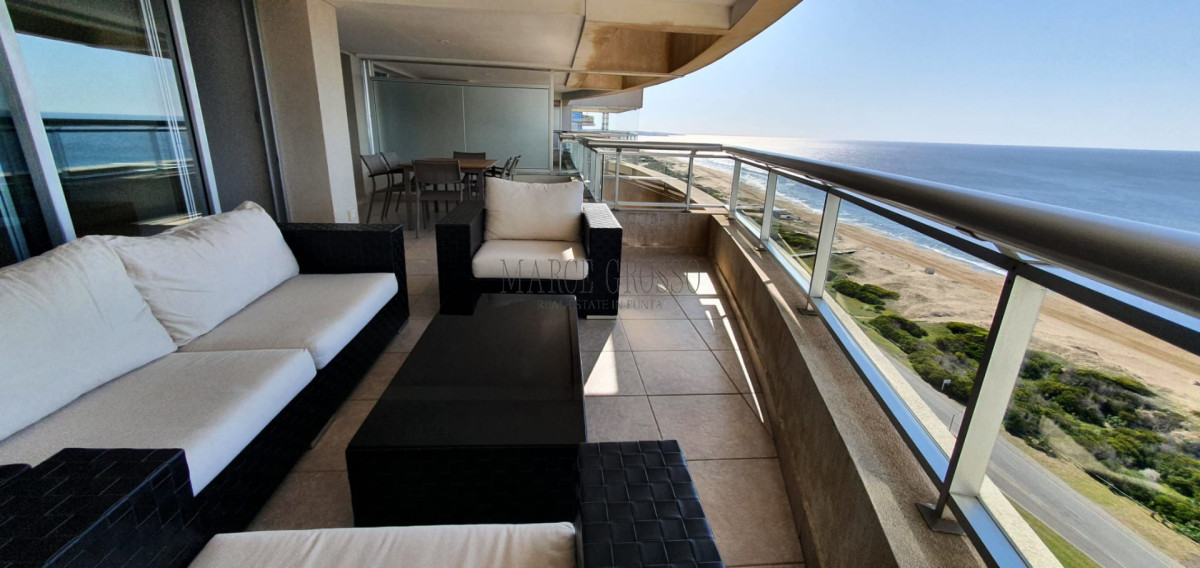 Apartamento ID.50 - Alquiler Temporal - Apto. 3 suites + dep en Torre Lobos 