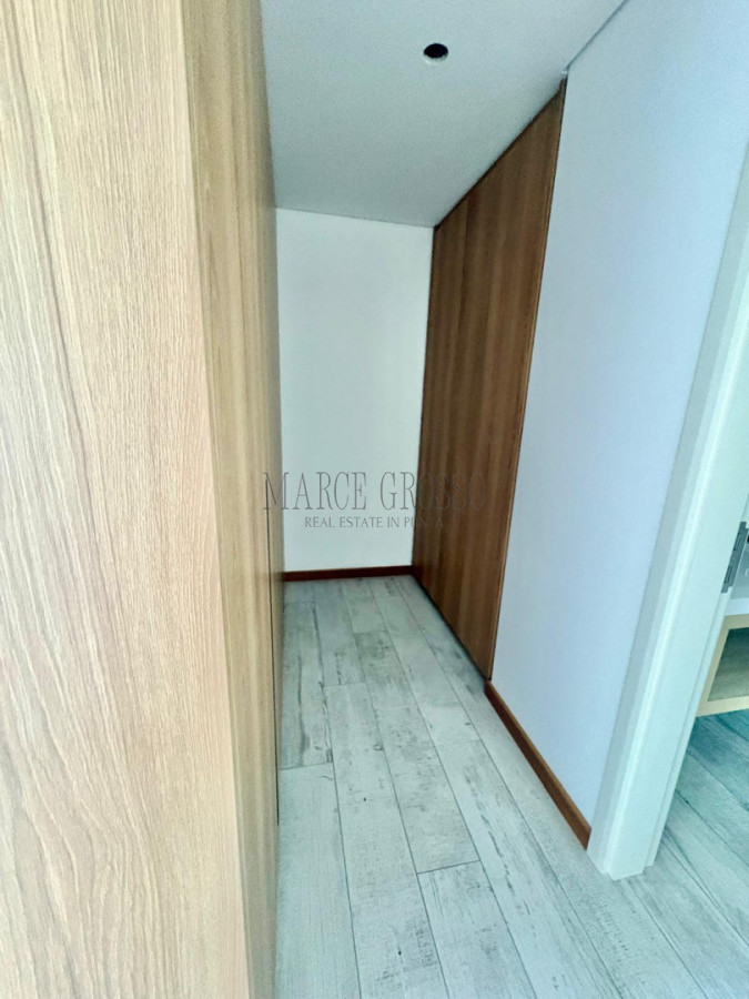 Apartamento ID.71 - Oportunidad en Surfside - Piso alto | 1 Dormitorio + Toilette