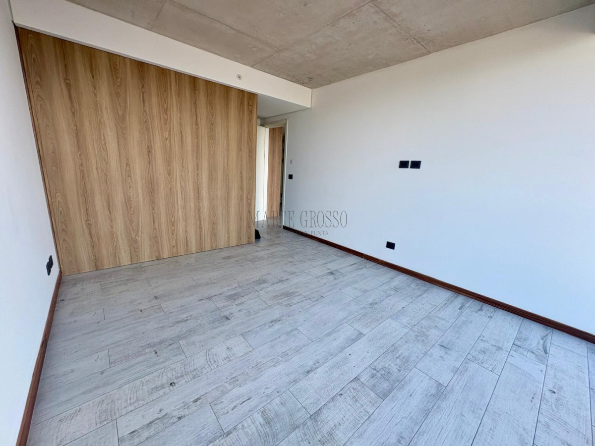 Apartamento ID.71 - Oportunidad en Surfside - Piso alto | 1 Dormitorio + Toilette