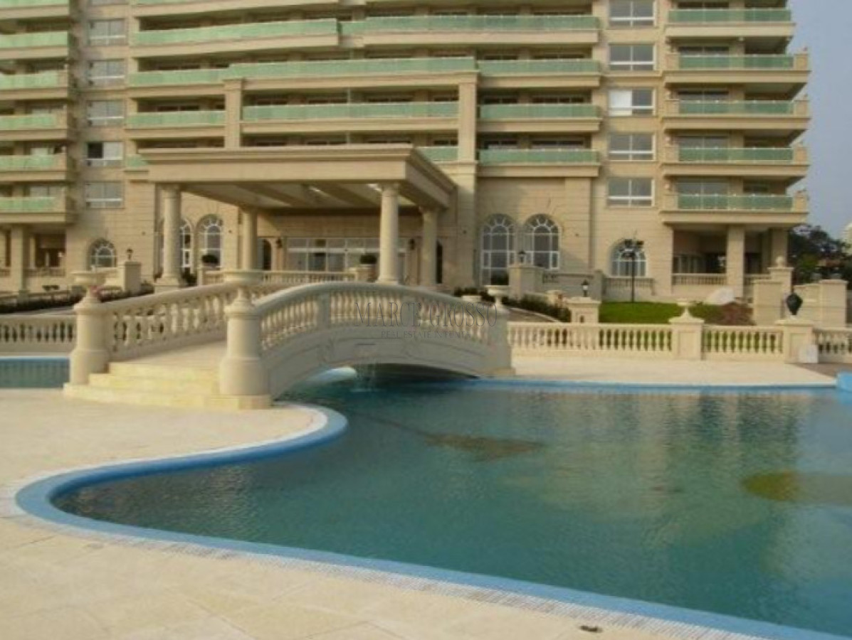 Apartamento ID.123 - ✨ Le Jardin - Piso Alto Esquinero | 3 Suites + Dependencia | Palier Privado