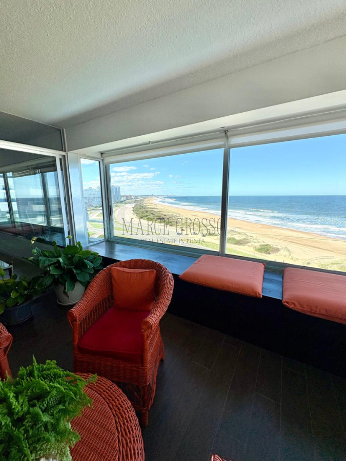Apartamento ID.221 - Edificio Delfín Reciclado | Primera Línea - Playa Brava, Parada 4